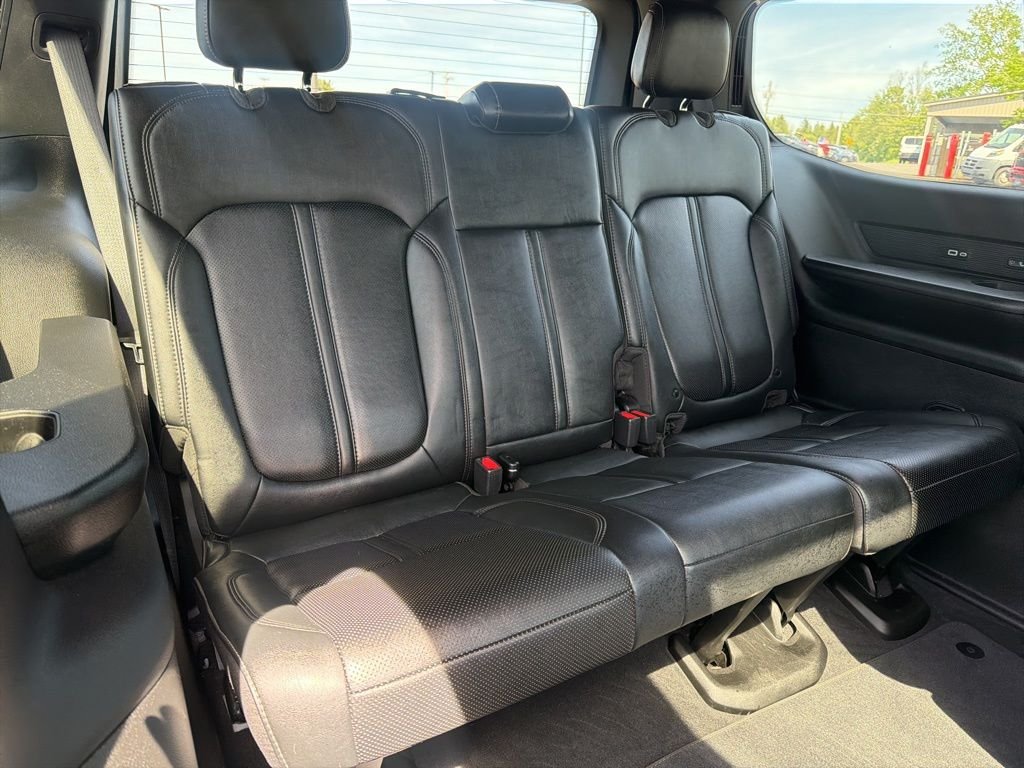 Used 2023 White Jeep Series II image 29
