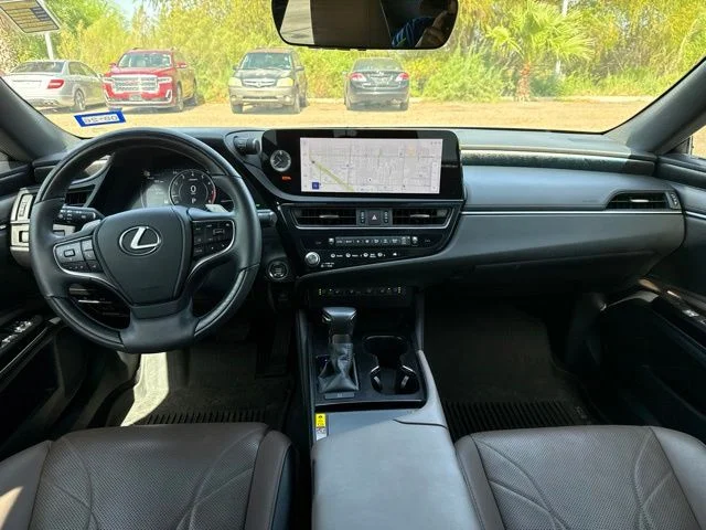 Used 2024 White Lexus 350 Luxury image 11
