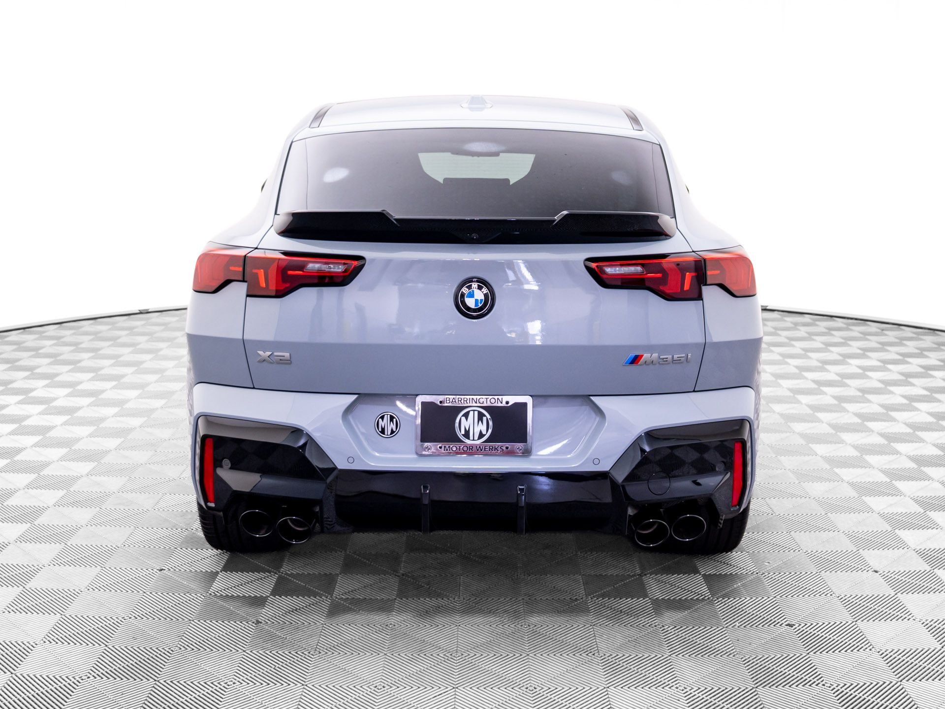New 2026 Brooklyn Grey Metallic BMW M35i image 5