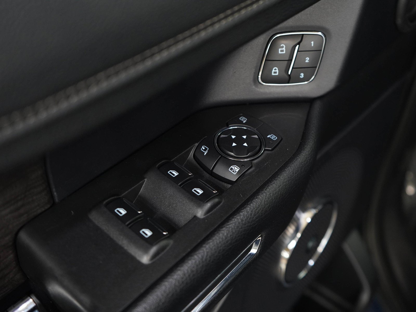 Used 2020 Blue Metallic Ford Limited image 25