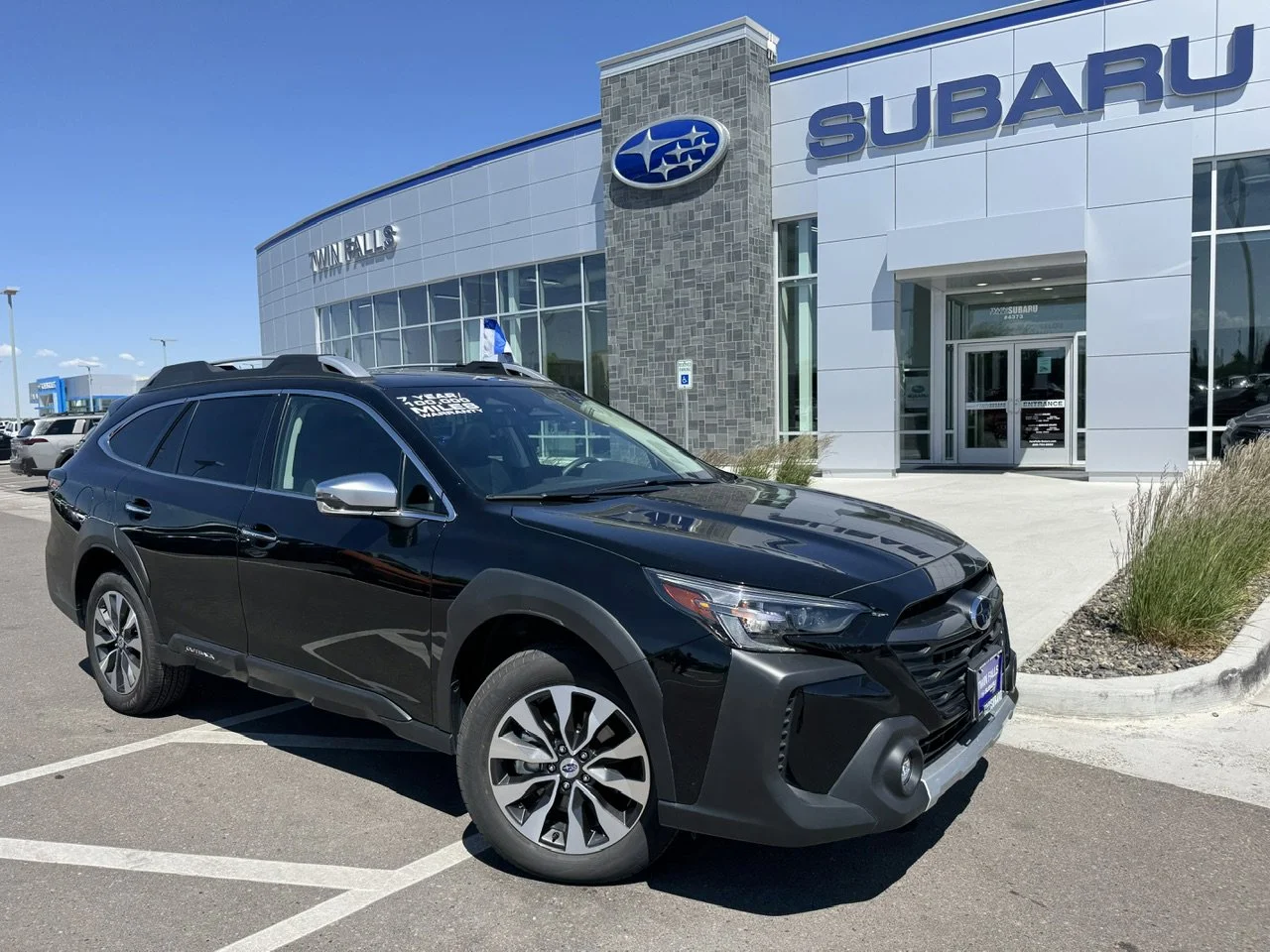 2025 Subaru Outback Touring XT's photo