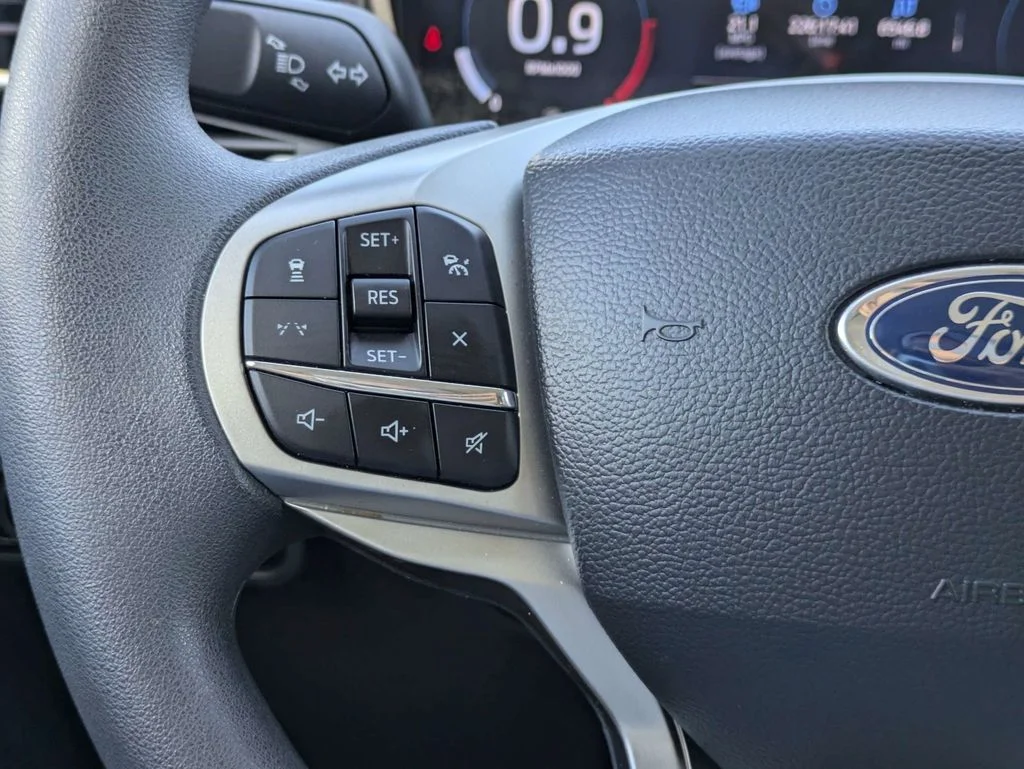 Certified Used 2026 Carbonized Gray Metallic Ford Active image 25