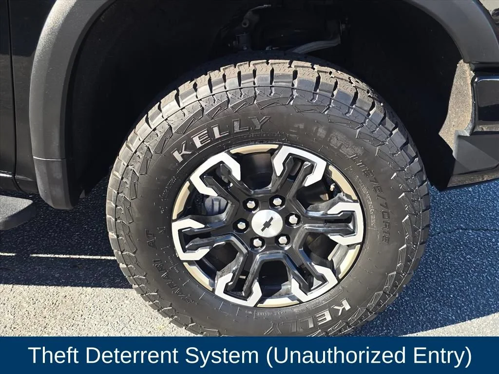 Used 2023 Black Chevrolet ZR2 image 35