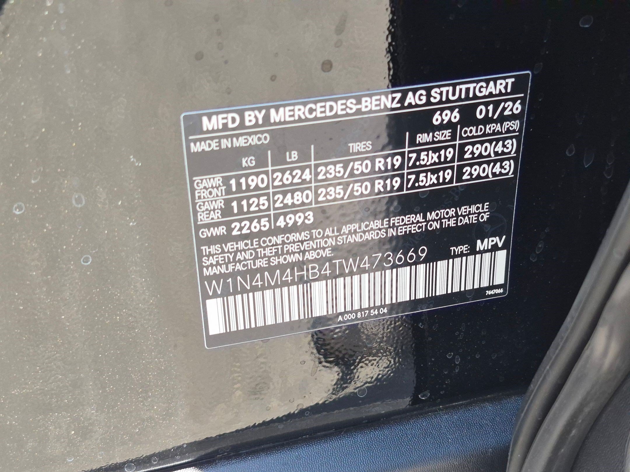 New 2026 Night Black Mercedes-Benz GLB 250 image 24