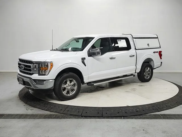 Used 2023 White Ford Lariat image 3