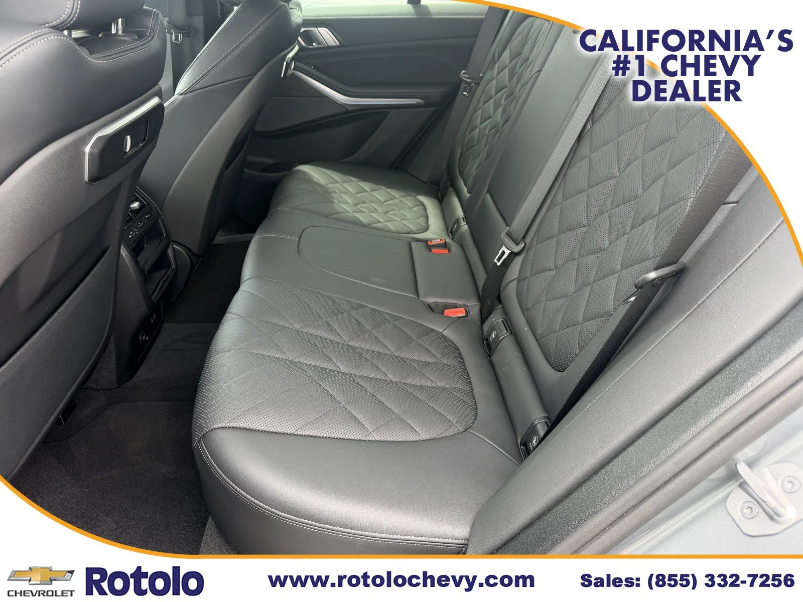Used 2025 Gray BMW xDrive50e image 13