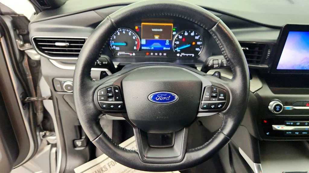Used 2020 Iconic Silver Metallic Ford XLT 4WD w/ Twin Panel Moonroof & Co-Pilot360 Assist+ image 13