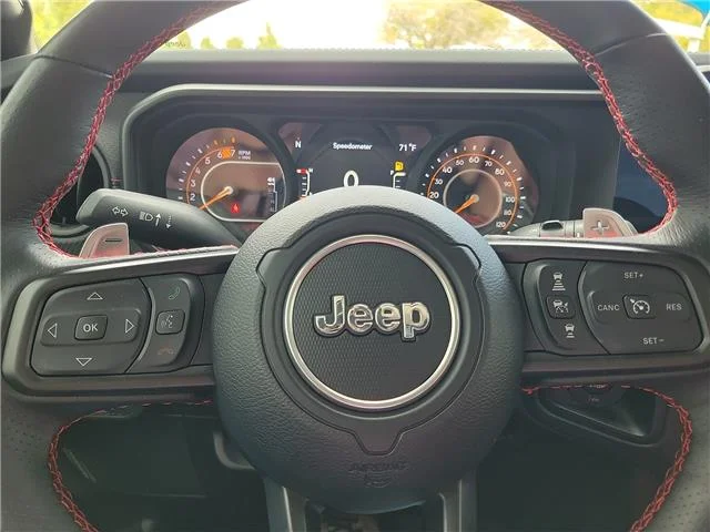 Used 2024 White Jeep Rubicon 392 4x4 image 18