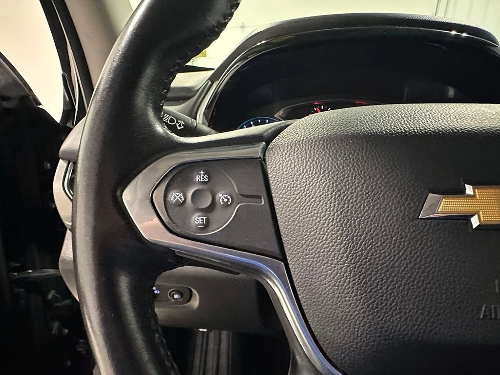 Used 2021 GRAPHITE METALLIC Chevrolet LT Leather image 36