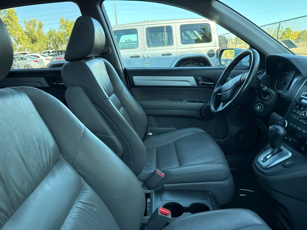 Used 2010  Honda EX-L image 4
