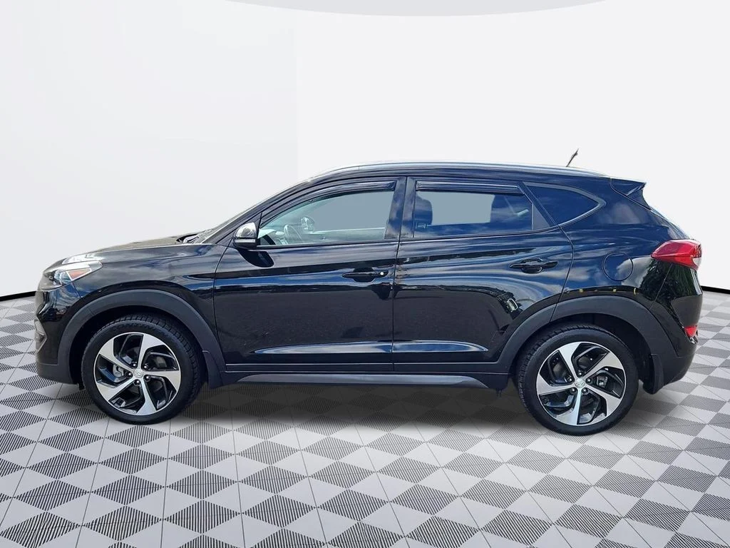 Used 2016 Ash Black Hyundai Sport image 3