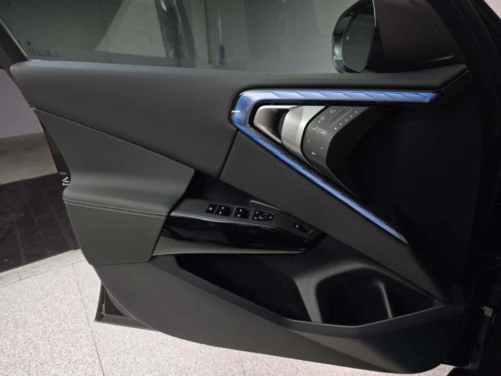 Used 2026 Dark Graphite Metallic BMW 30 xDrive image 26