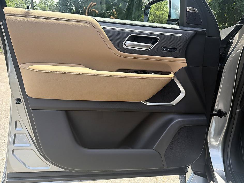 New 2027 Dynamic Metal INFINITI LUXE image 11