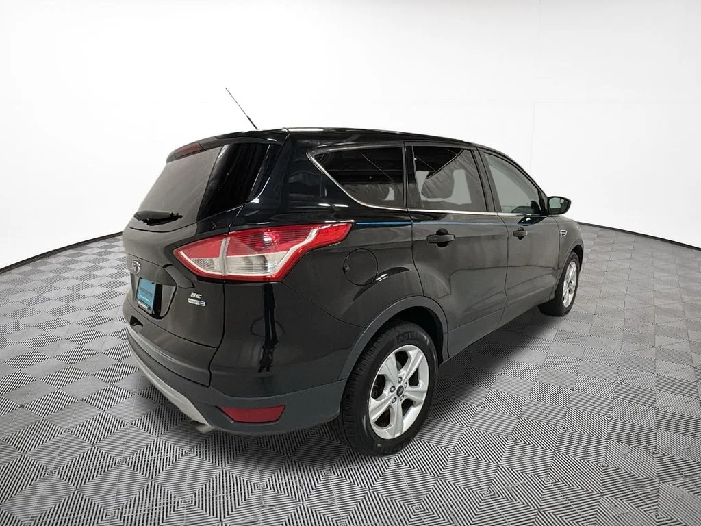 Used 2014 Tuxedo Black Ford SE image 9