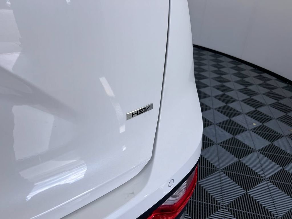 New 2026 Snow White Pearl Kia EX image 5