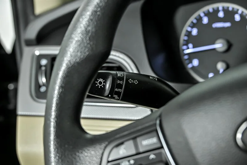 Used 2017 Phantom Black Hyundai  image 22