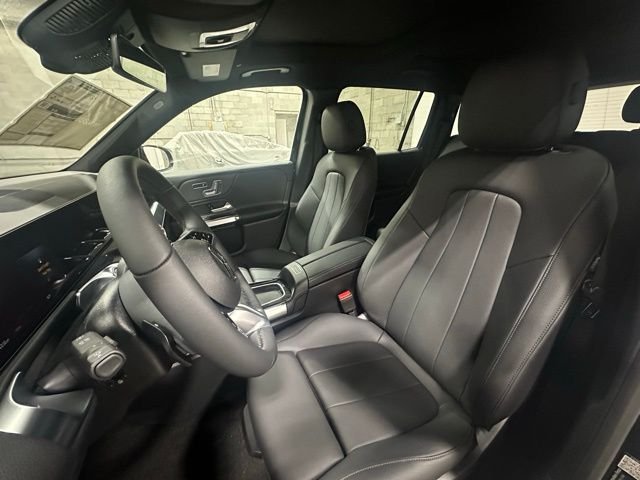 Used 2026  Mercedes-Benz GLB 250 image 11