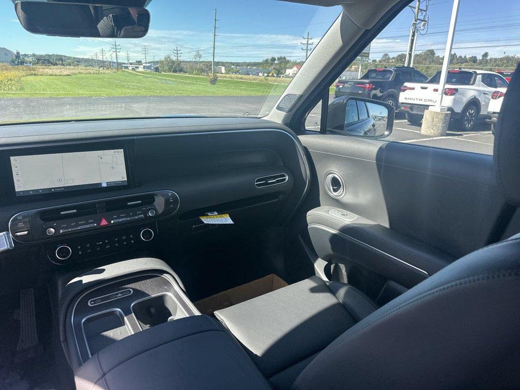 New 2027 Black Hyundai Limited AWD image 11