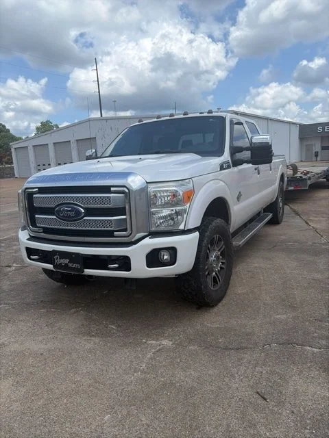 2015 Ford F-250 Platinum 4x4 Crew Cab 172 in's photo