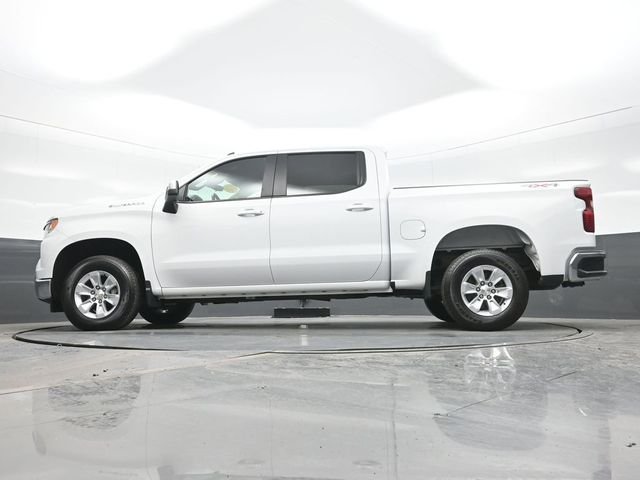 Used 2023 White Chevrolet LT image 20