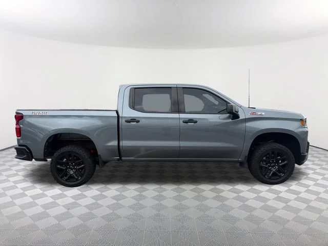 Used 2021 SATIN STEEL METALLIC Chevrolet Custom Trail Boss image 4