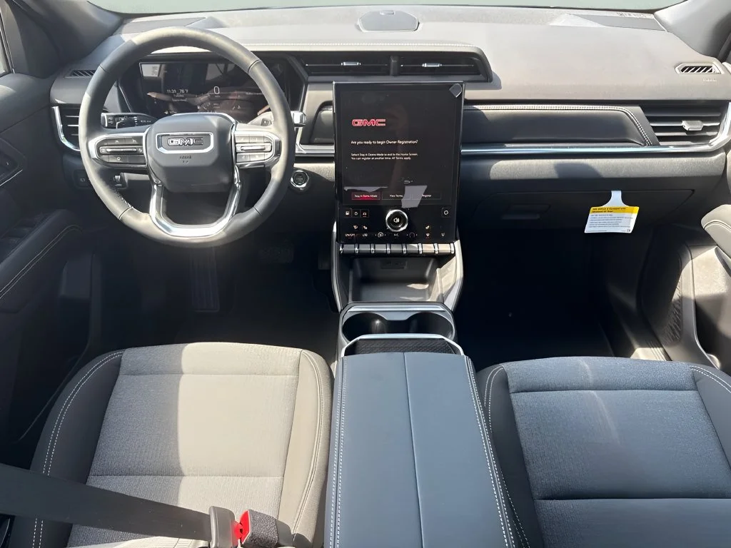 New 2027 Summit White GMC Elevation image 14