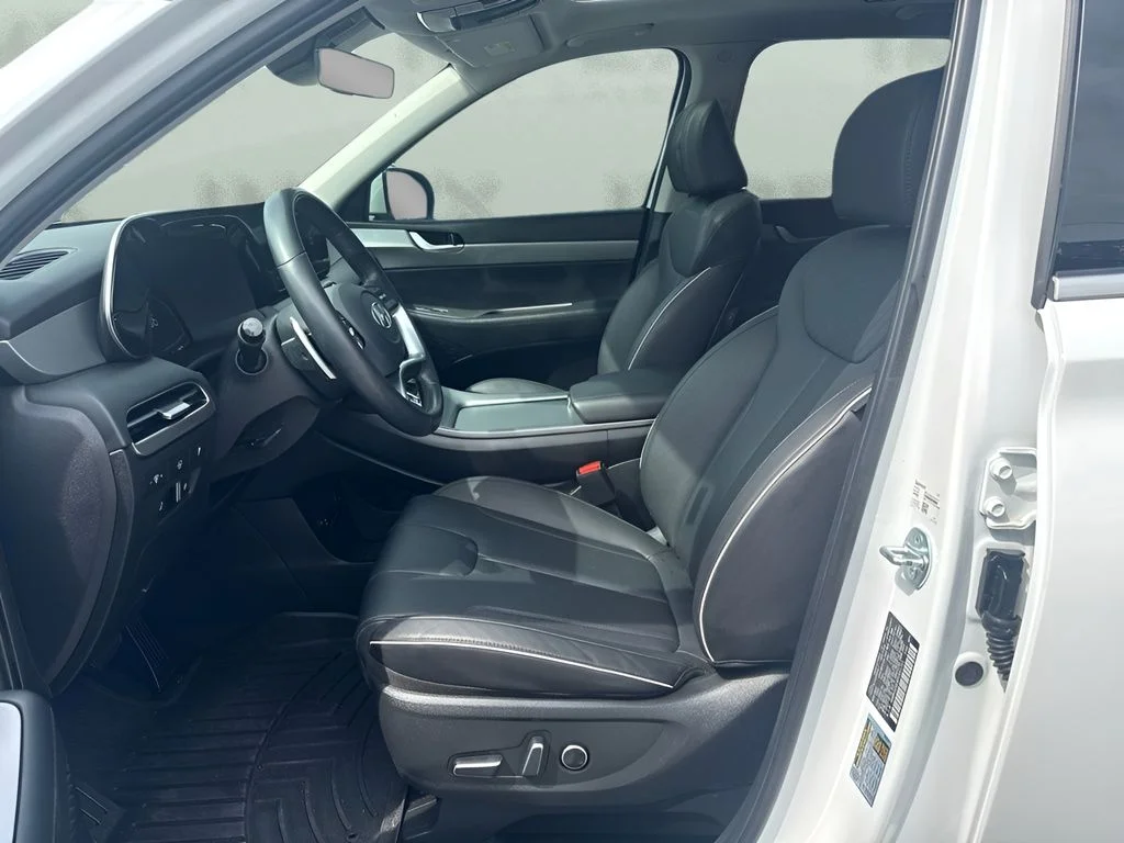 Used 2023 White Hyundai XRT image 9
