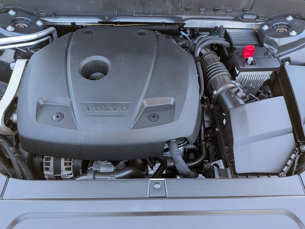 Used 2022 Gray Volvo T6 Inscription image 42