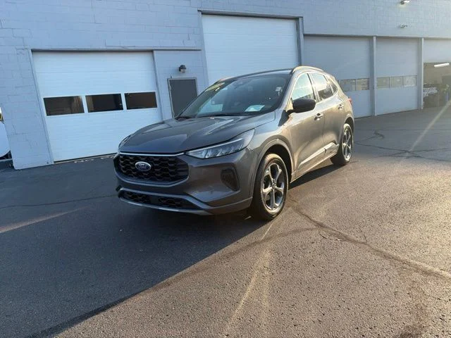 Used 2024 Gray Ford ST-Line image 23