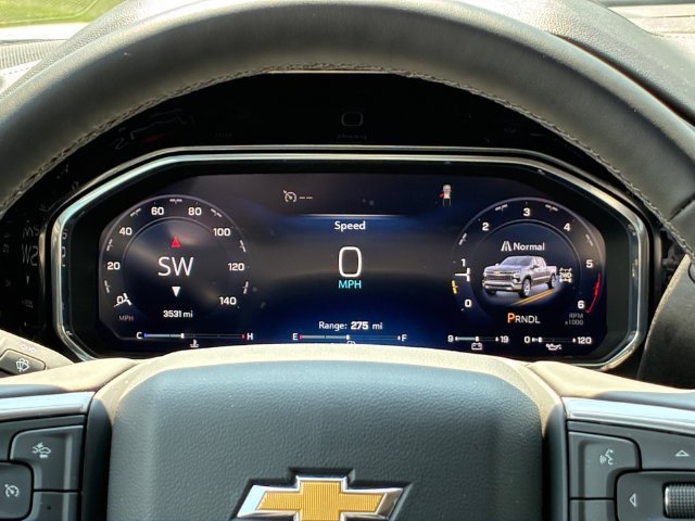 New 2026 Summit White Chevrolet LT image 24