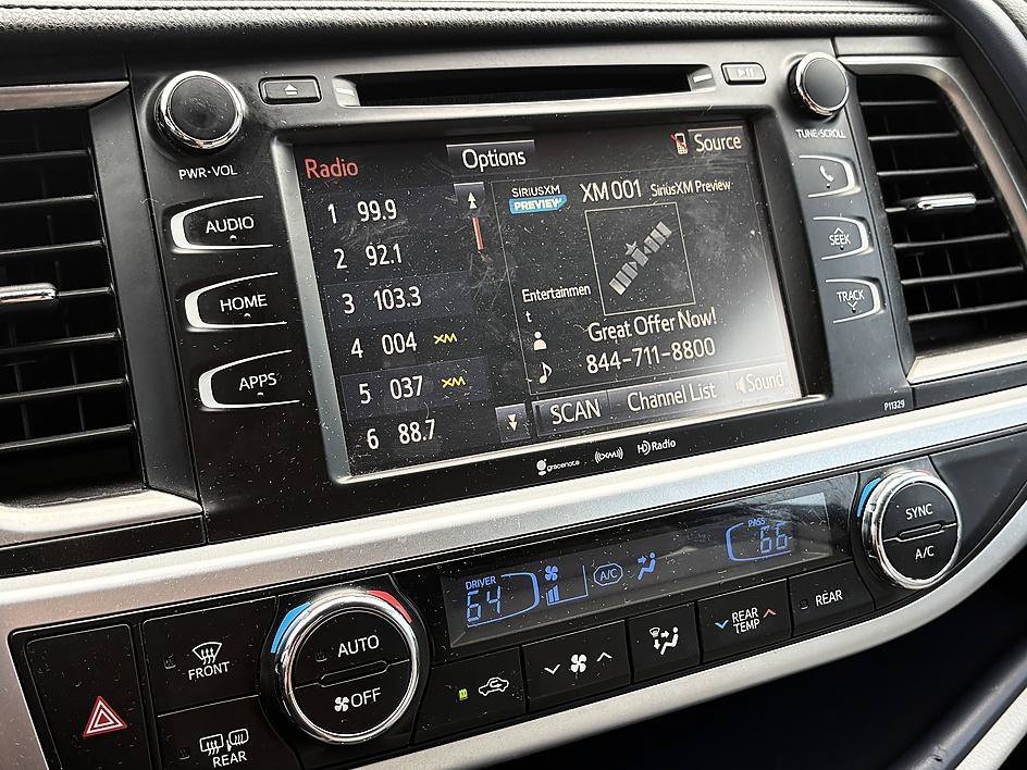 Used 2017 Predawn Gray Mica Toyota LE image 20
