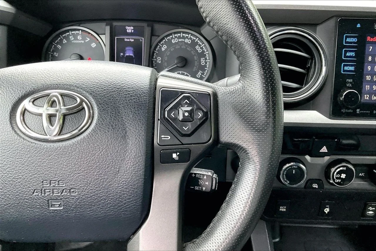Used 2017 Red Toyota SR image 29
