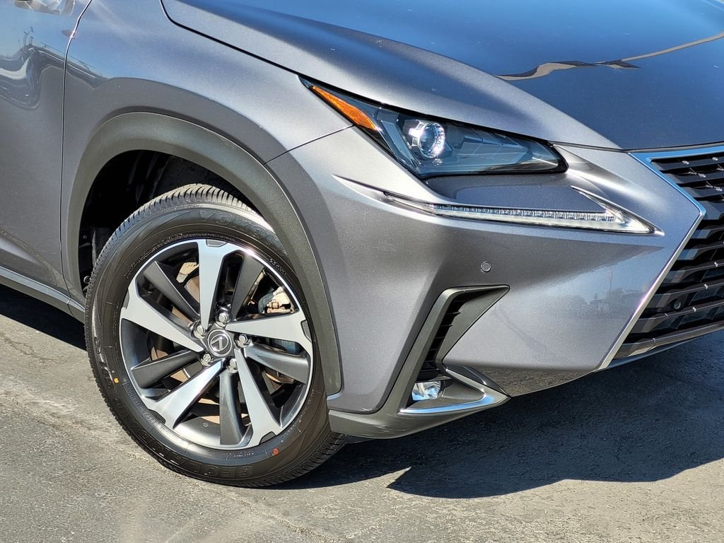 Used 2020 Gray Lexus 300h image 9