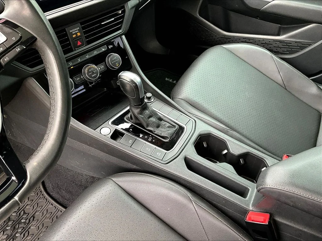 Certified Used 2020 Gray Volkswagen SEL image 19