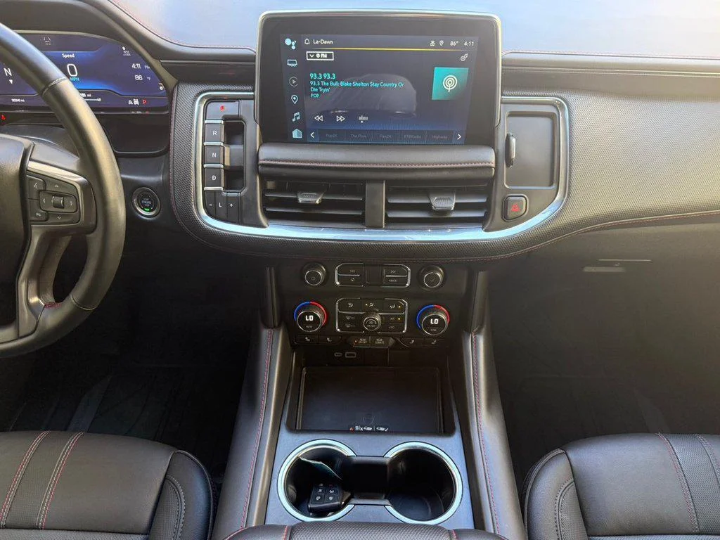 2024 Chevrolet Suburban RST - Photo 30