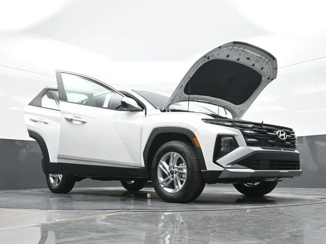 Certified Used 2026 White Hyundai SE image 23