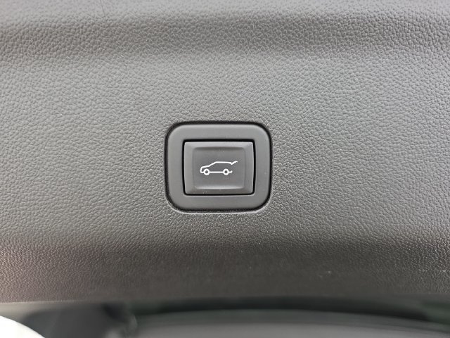 Used 2023 Gray Chevrolet High Country image 35