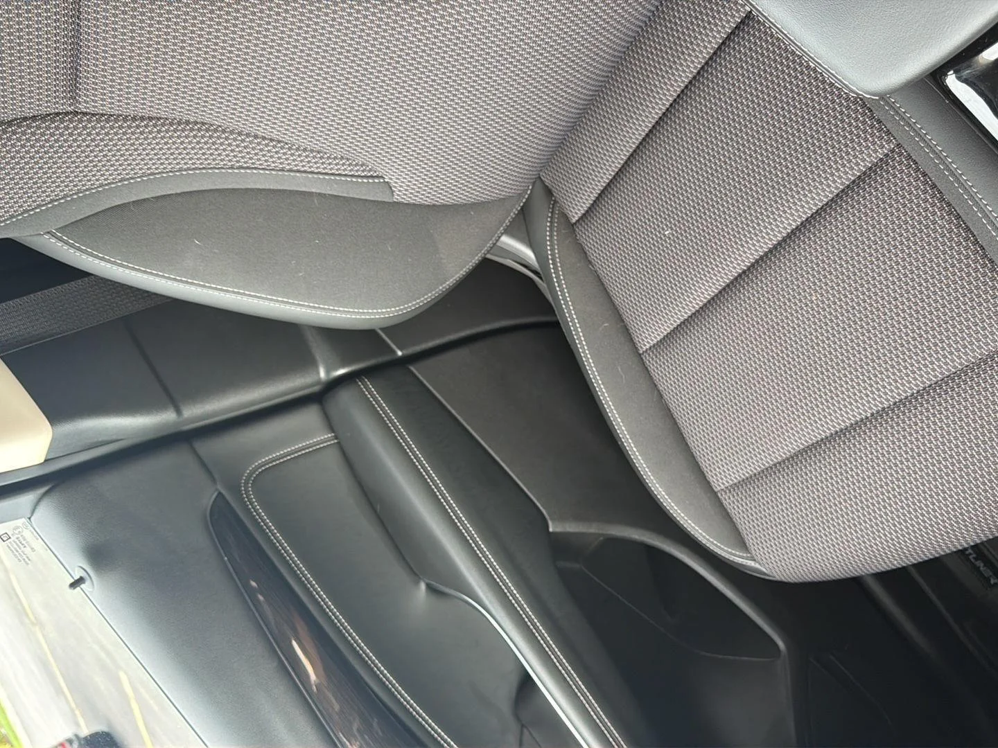 Used 2022 Ebony Twilight Metallic Buick Preferred image 24