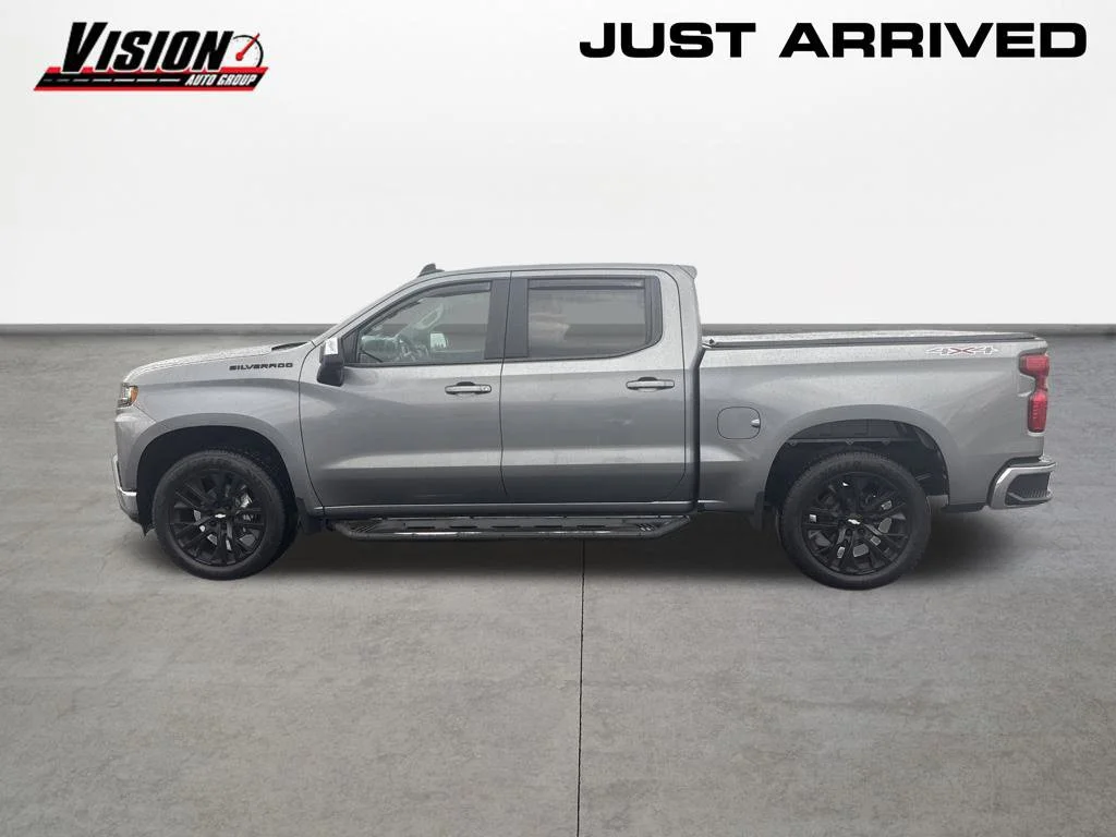 Used 2020 Gray Chevrolet LT image 9