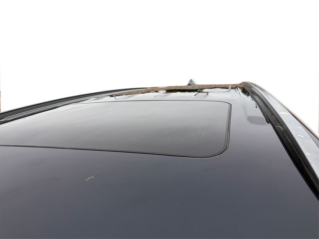 Used 2020 Moonlight Cloud Hyundai Limited image 12