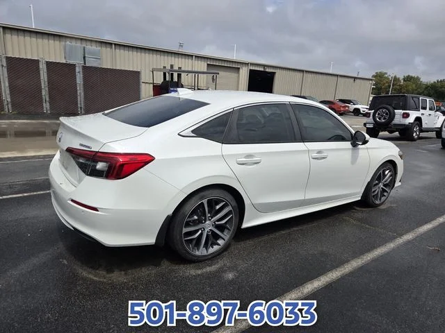 Used 2024  Honda Touring image 5