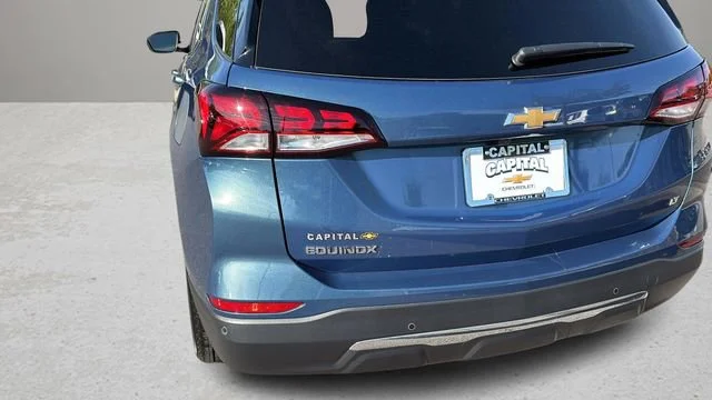Used 2024 Lakeshore Blue Metallic Chevrolet LT image 33