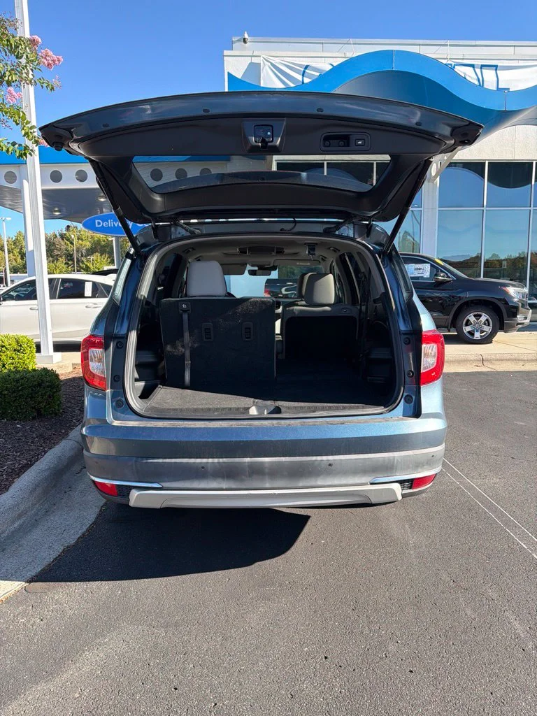 Used 2022  Honda Touring image 8