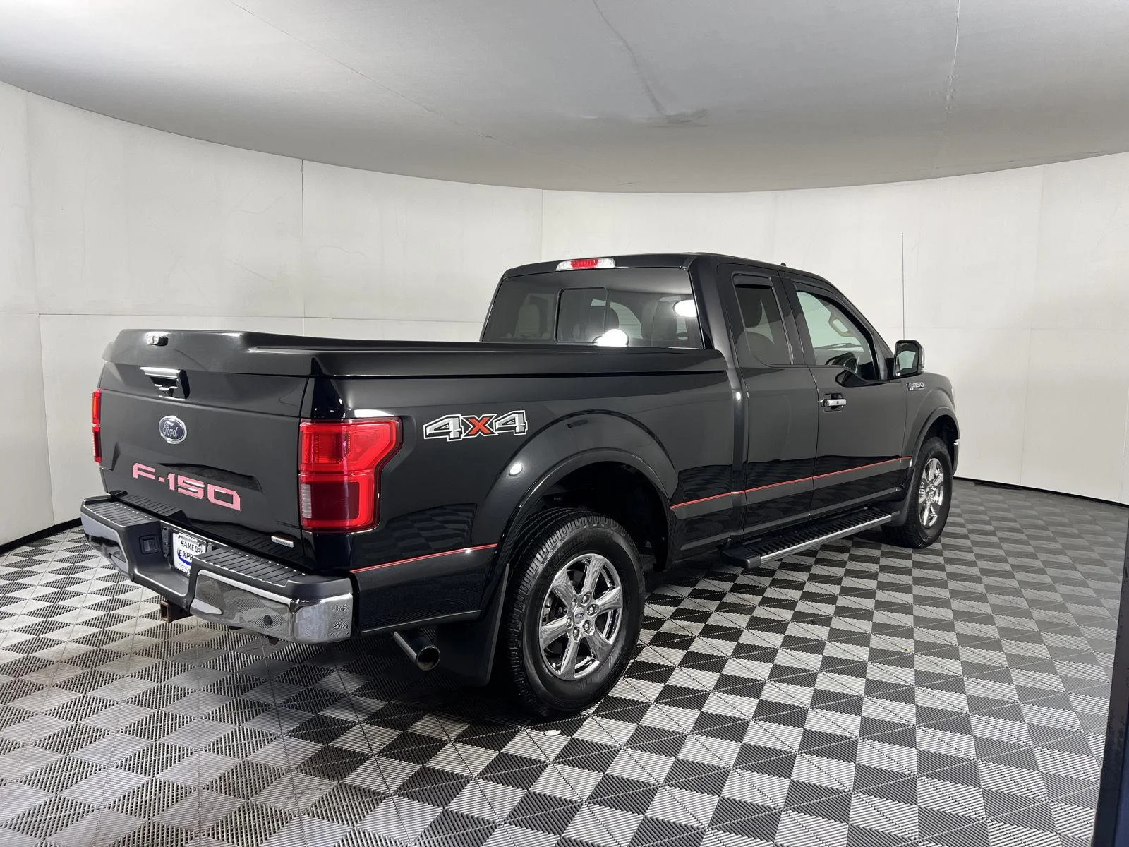 Used 2019 Agate Black Ford LARIAT image 7