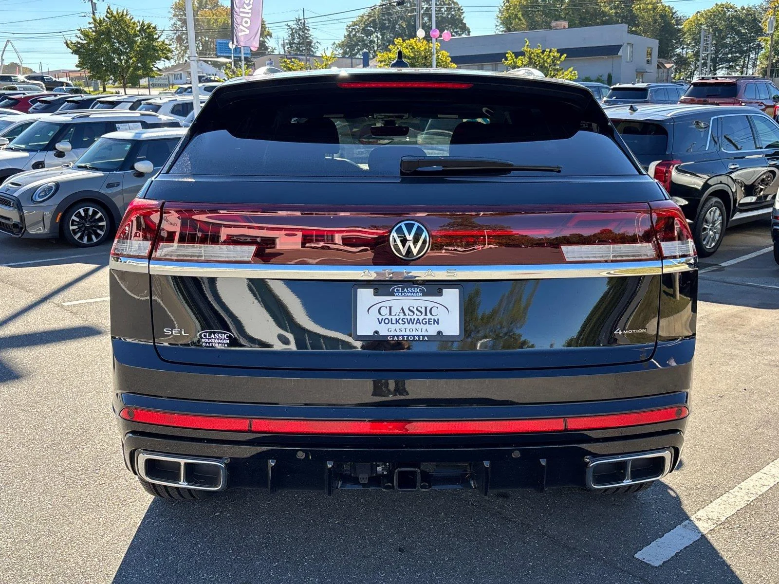 New 2026 Deep Black Pearl Volkswagen 2.0T SEL Premium R-Line image 4