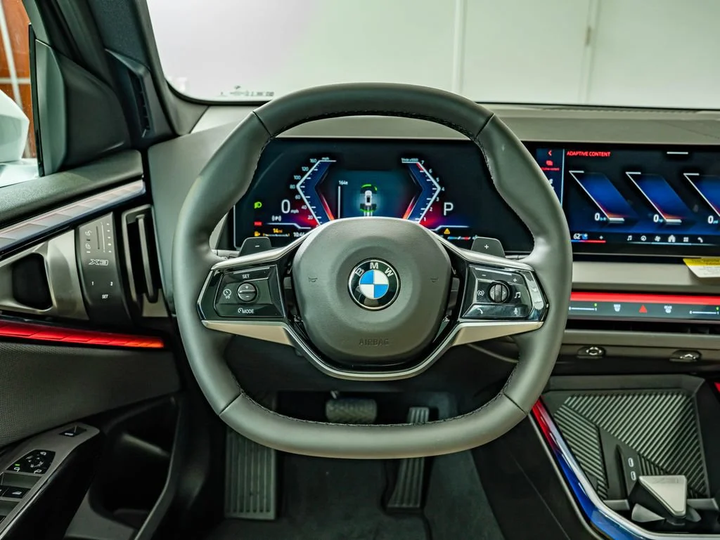 New 2026 Mineral White Metallic BMW 30 xDrive image 22
