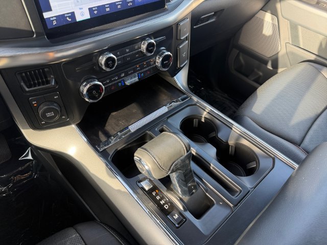 Used 2022 Blue Ford Lariat image 24