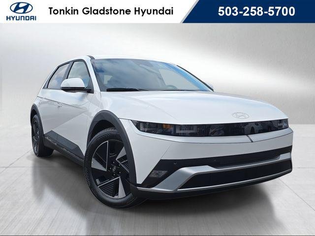 New 2026 White Hyundai SE image 1