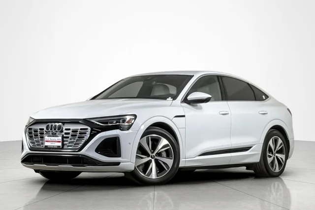 2024 Audi Q8 e-tron Sportback S line Premium Plus quattro