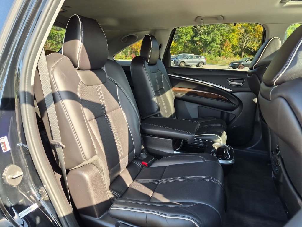 Used 2017  Acura 3.5L image 33